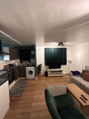 Woodhouse Apartment